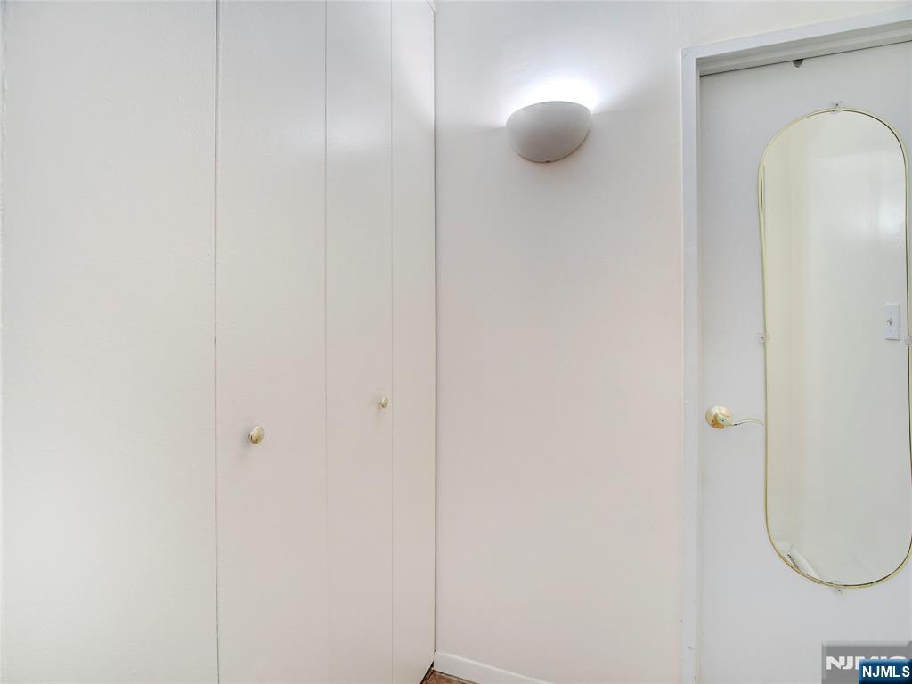 250 Gorge Road, Unit 22F Cliffside Park, NJ 07010 - Photo 17 of 29 Gallery Image 17