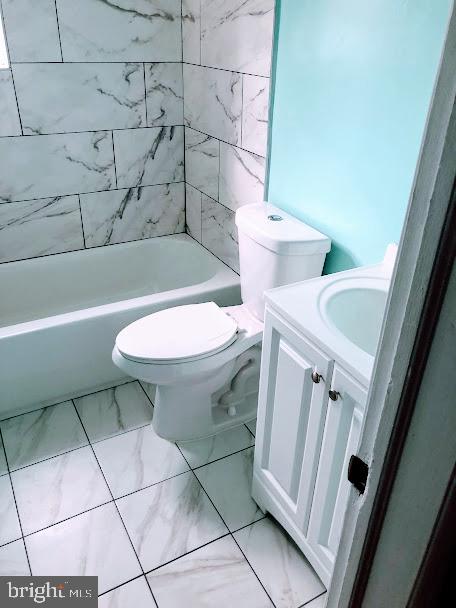 2109 Rolander Street Hyattsville, MD 20783 - Photo 17 of 25 Main Level Bath
