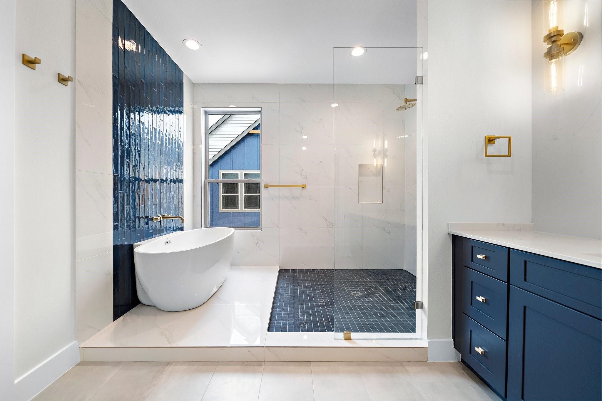 2200 Marnel Road, Unit J Houston, TX 77055 - Photo 12 of 25 a view of an entryway with a workspace