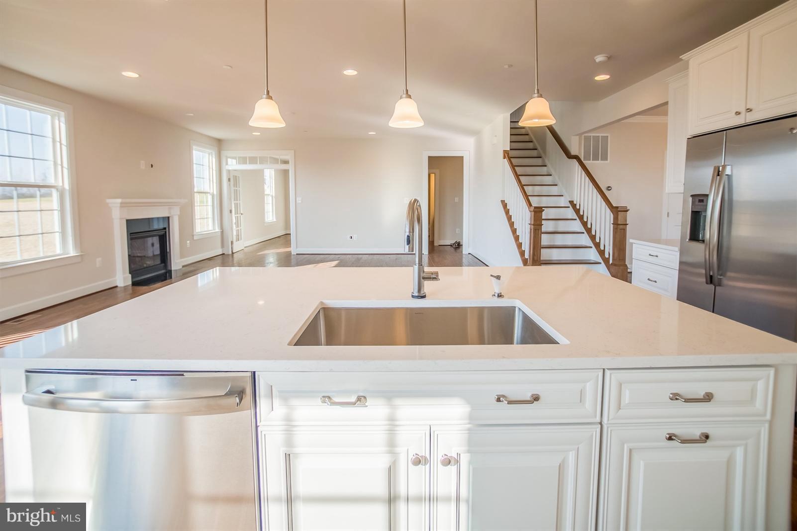 21201 Cracklin Road Laytonsville, MD 20882 - Photo 5 of 22 Kitchen