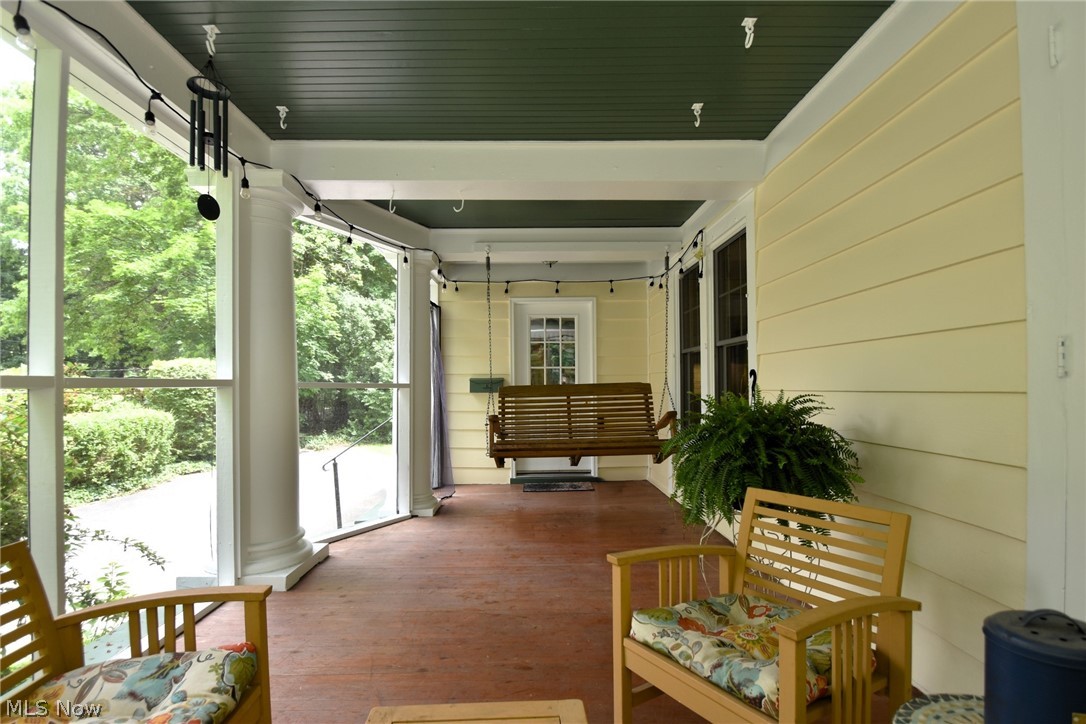 2733 Leighton Road Cleveland, OH 44120 - Photo 18 of 40 Screened in Porch