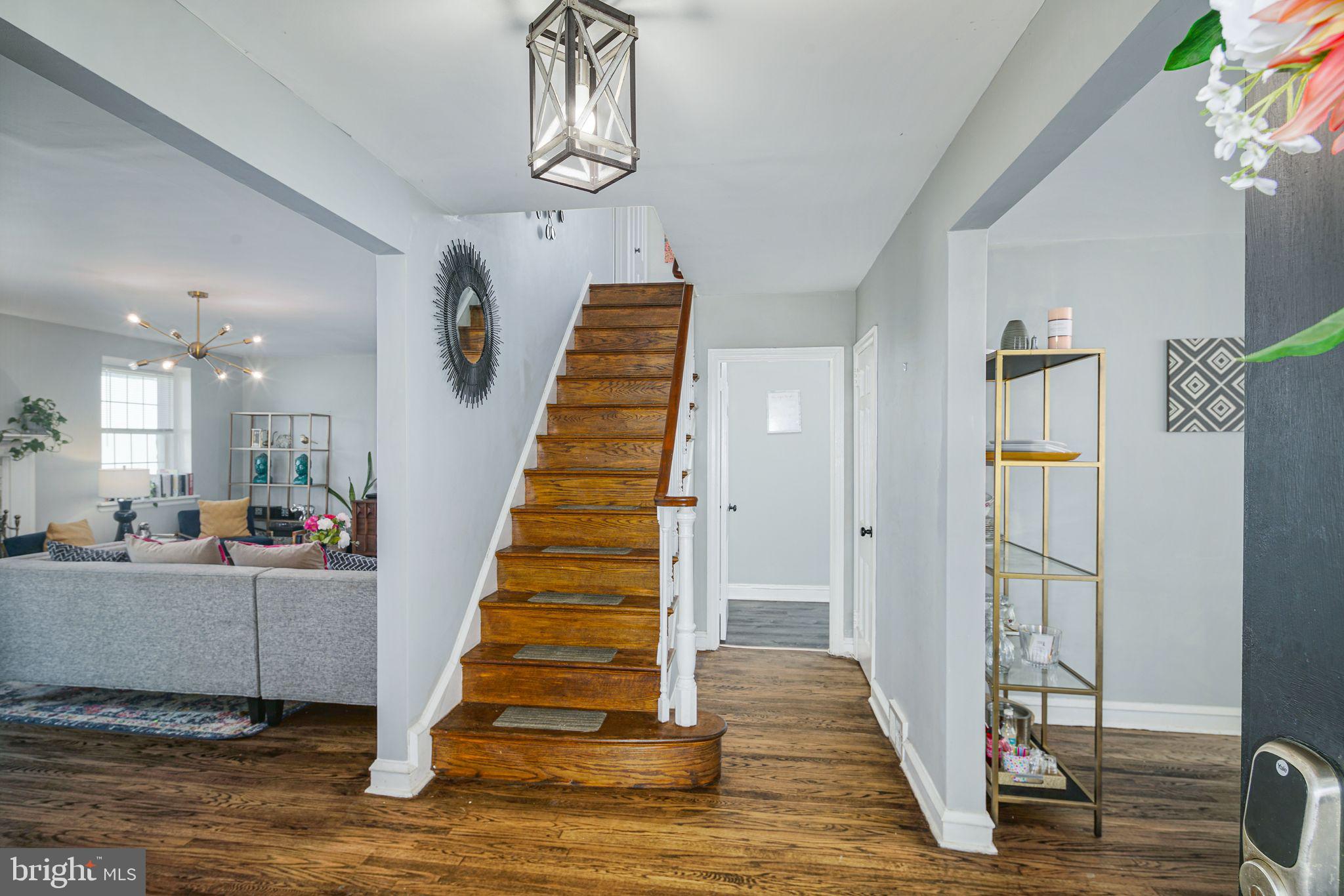 1255 Gordon Road Jenkintown, PA 19046 - Photo 5 of 32