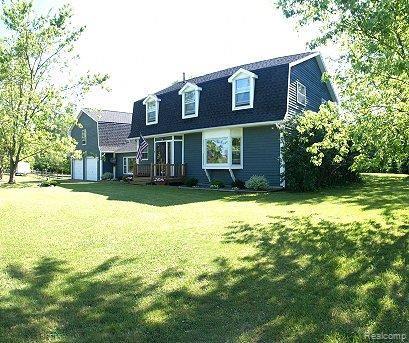 2075 Fisk Road Howell, MI 48843 - Photo 14 of 22 Front_Exterior_Still_1.jpg