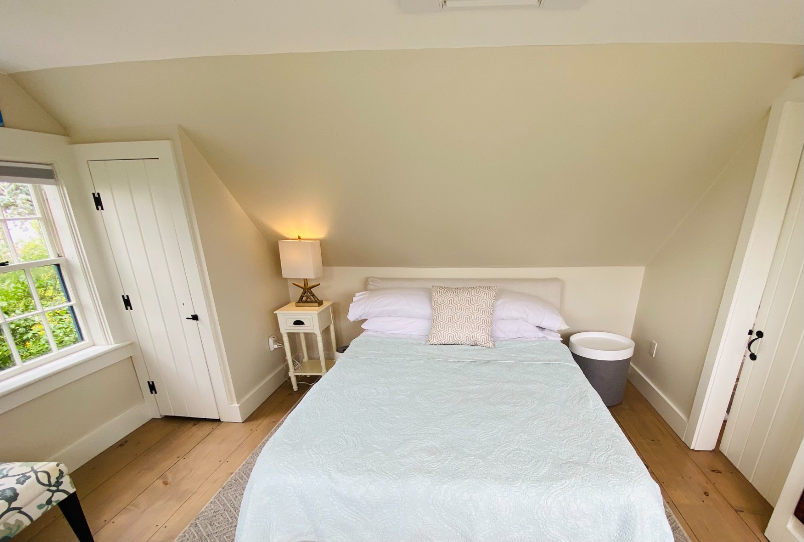 8 R Union Street Nantucket, MA 02554 - Photo 5 of 9 Gallery Image 5