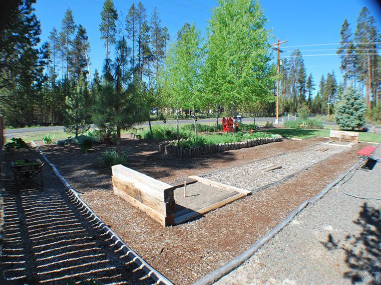 56032 Marsh Hawk Road Bend, OR 97707 - Photo 9 of 17 Additional Photo