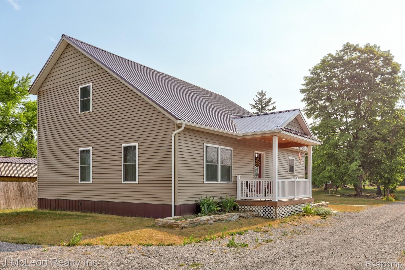 8260 Ellis Road Millington, MI 48746 - Photo 6 of 49 8260 Ellis Rd Millington-6.jpg