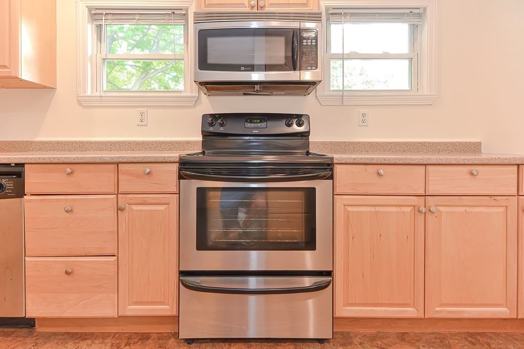 126 Copperfield Road, Unit 2 Worcester, MA 01602 - Photo 19 of 36