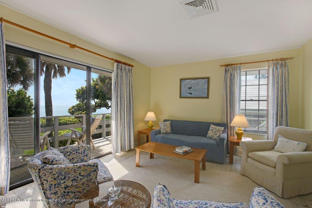 17 South Beach Road Hobe Sound, FL 33455 - Photo 6 of 26 009