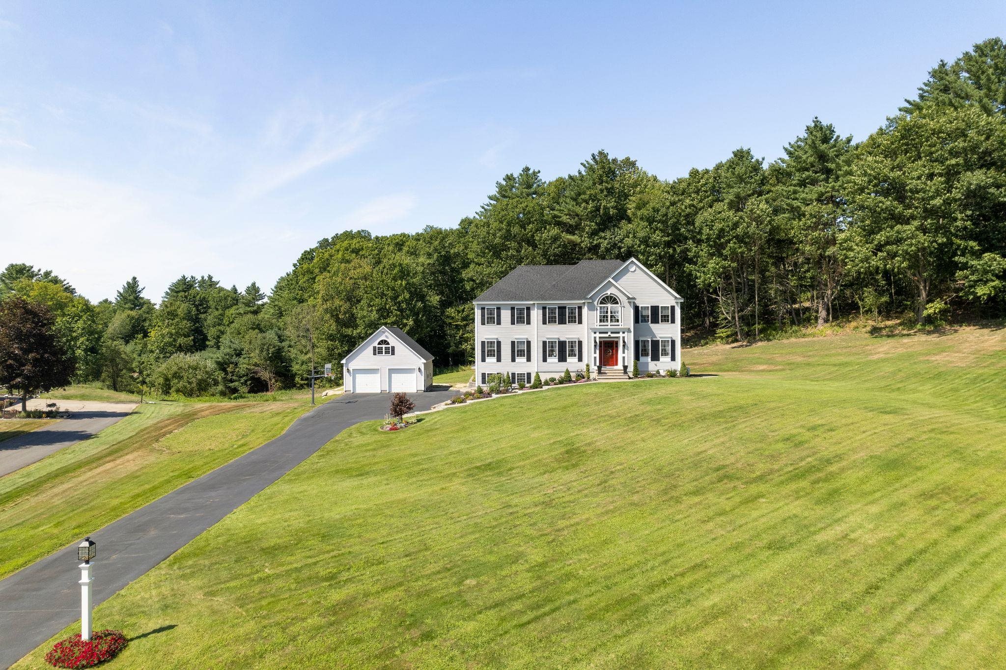 2 Raynes Farm Road Madbury, NH 03823 - Photo 3 of 40 Gallery Image 3