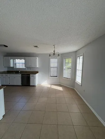 $1,950 | 1123 Northview Drive, Crestview, FL 32536