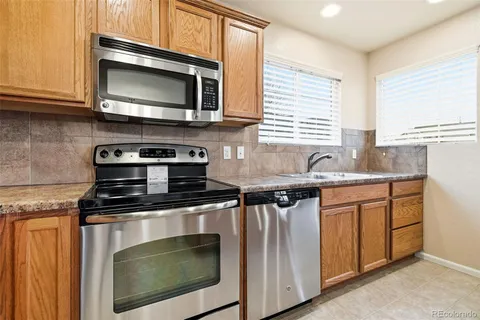 $430,000 | 14300 Waterside Lane, Unit T1, Broomfield, CO 80023