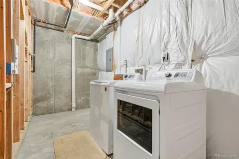 $430,000 | 14300 Waterside Lane, Unit T1, Broomfield, CO 80023