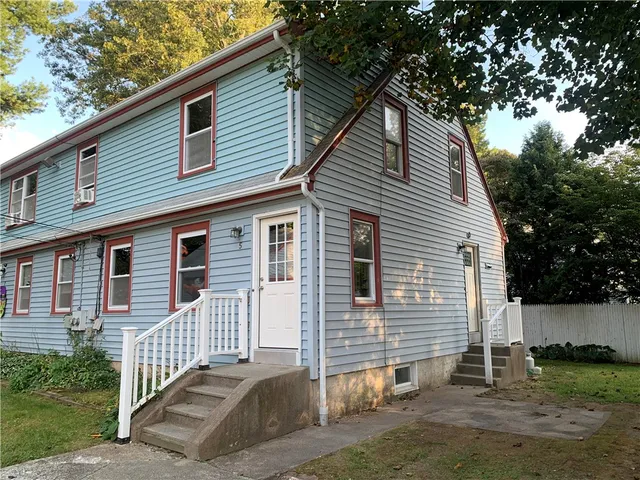 $1,950 | 5 Maple Court, Smithfield, RI 02828