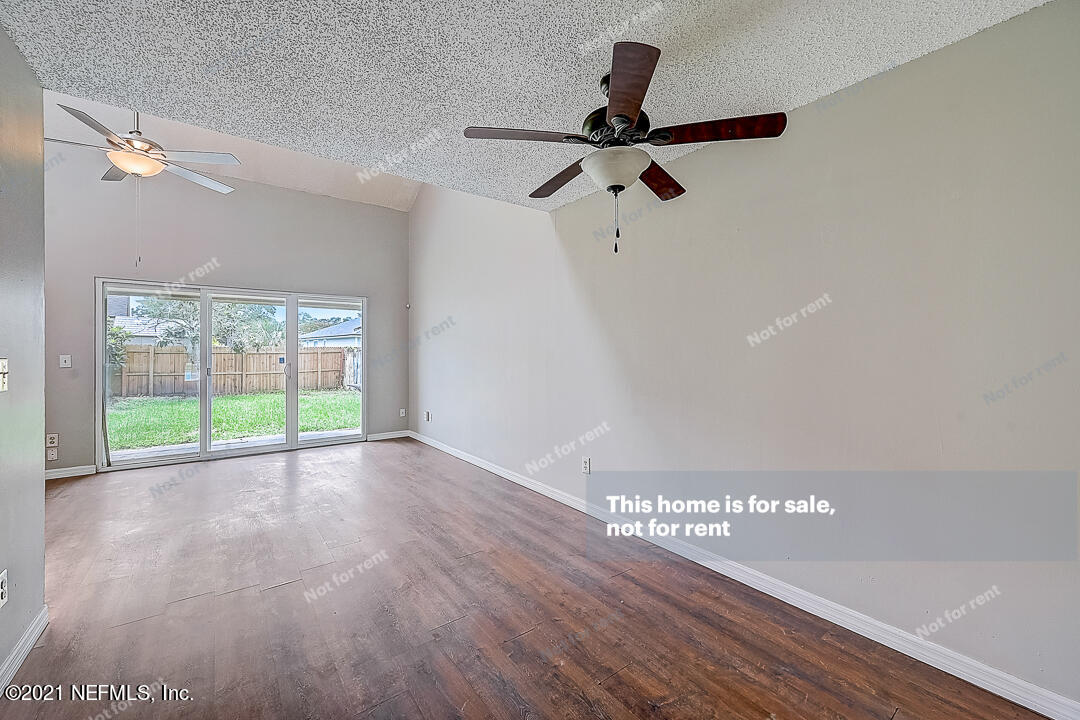 10740 Alden Road, Unit 4 Jacksonville, FL 32246 - Photo 16 of 28 a view of an empty room and window