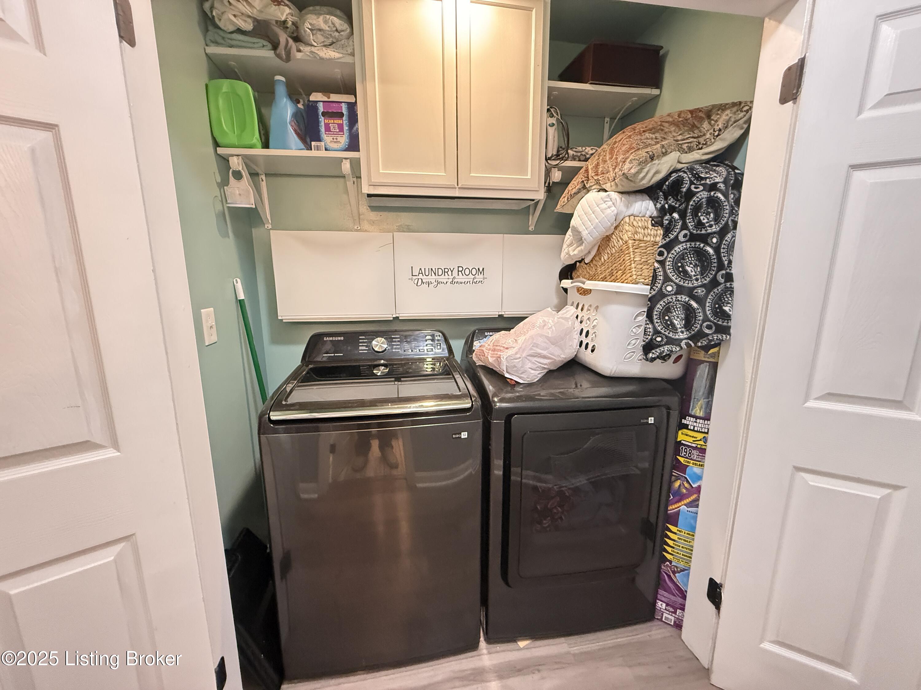 1144 Wood Ridge Road Lexington, KY 40514 - Photo 17 of 48 20251024_163108115_iOS