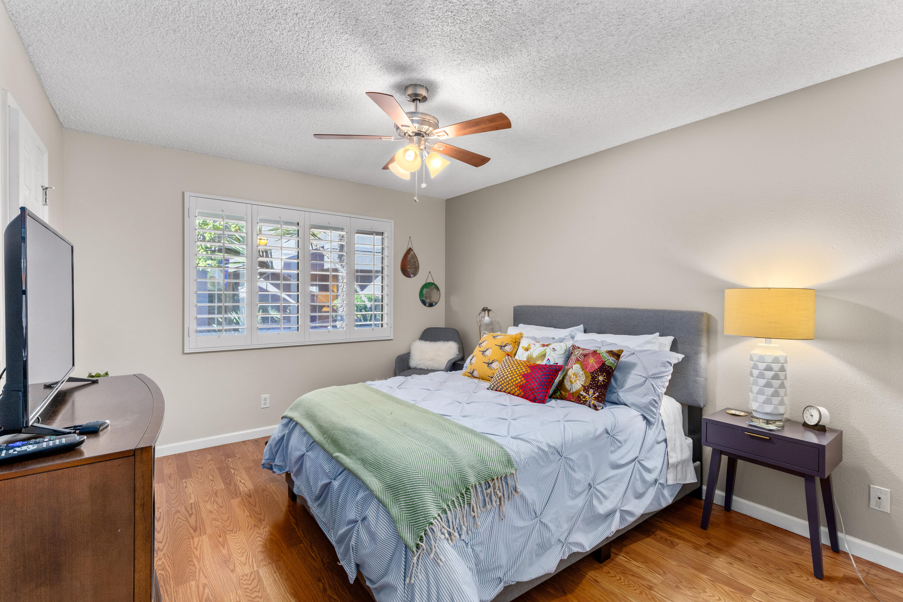 71828 Eleanora Lane Rancho Mirage, CA 92270 - Photo 16 of 37 a bedroom with bed and a window