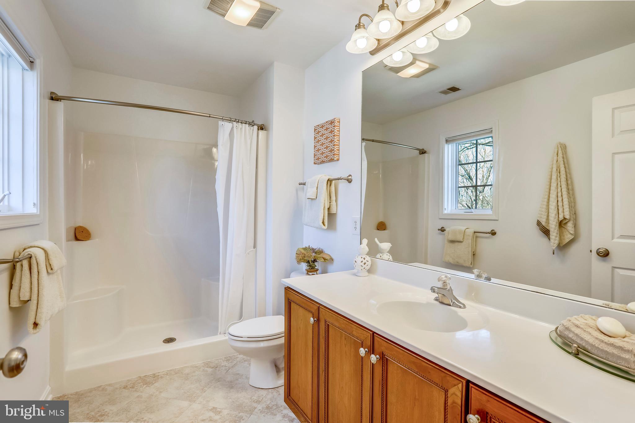11121 Midvale Road Kensington, MD 20895 - Photo 19 of 47 Upper Level Master bath