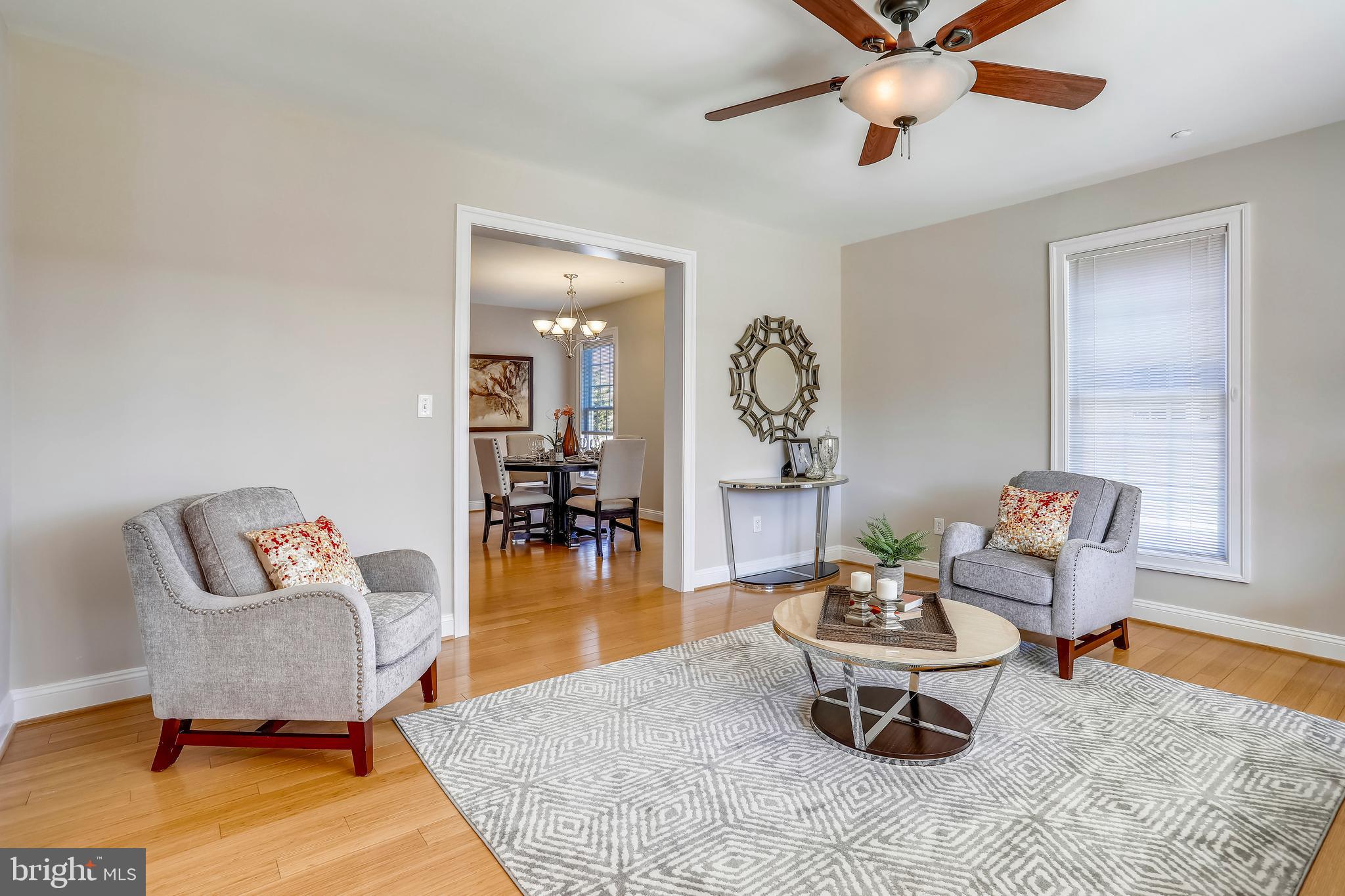 11121 Midvale Road Kensington, MD 20895 - Photo 7 of 47 Main Level Living Room