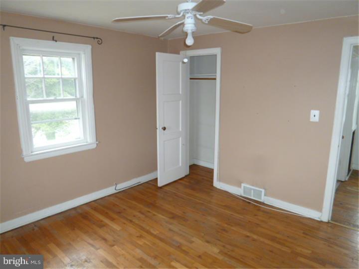 1001 Lamb Road Secane, PA 19018 - Photo 14 of 17