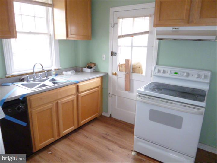 1001 Lamb Road Secane, PA 19018 - Photo 4 of 17