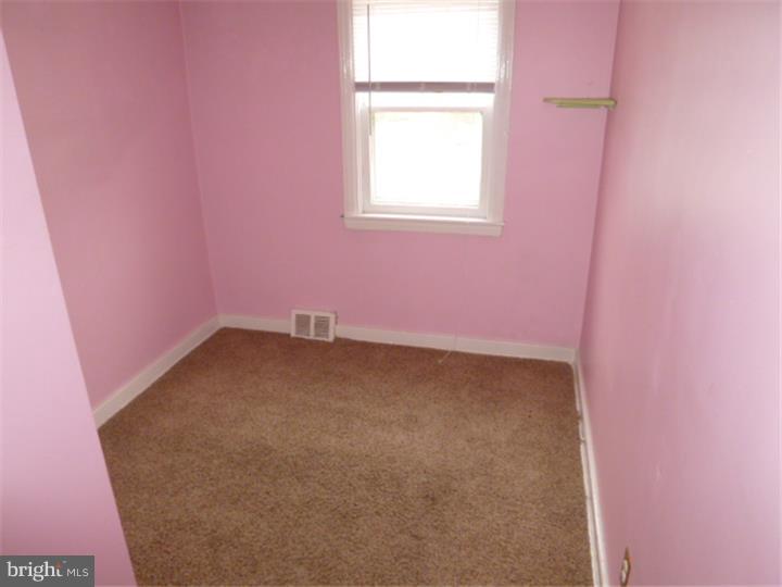 1001 Lamb Road Secane, PA 19018 - Photo 8 of 17