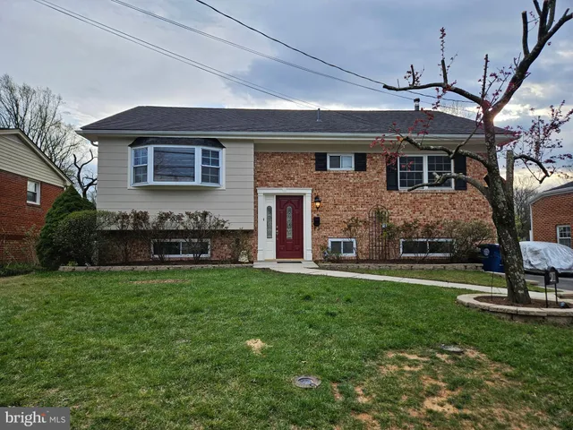 $3,500 | 5711 Berwyn Road, Berwyn Heights, MD 20740