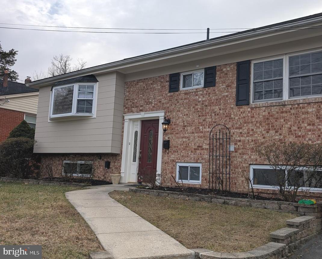 5711 Berwyn Road Berwyn Heights, MD 20740 - Photo 3 of 24