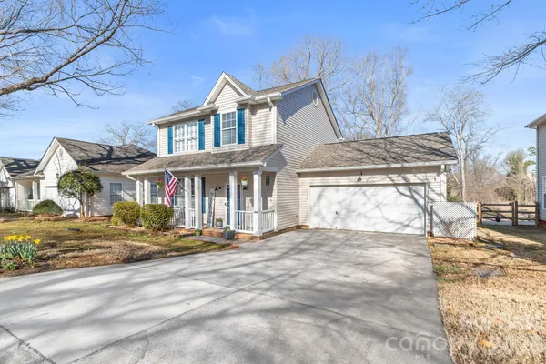 $425,000 | 211 Howe Street, Belmont, NC 28012