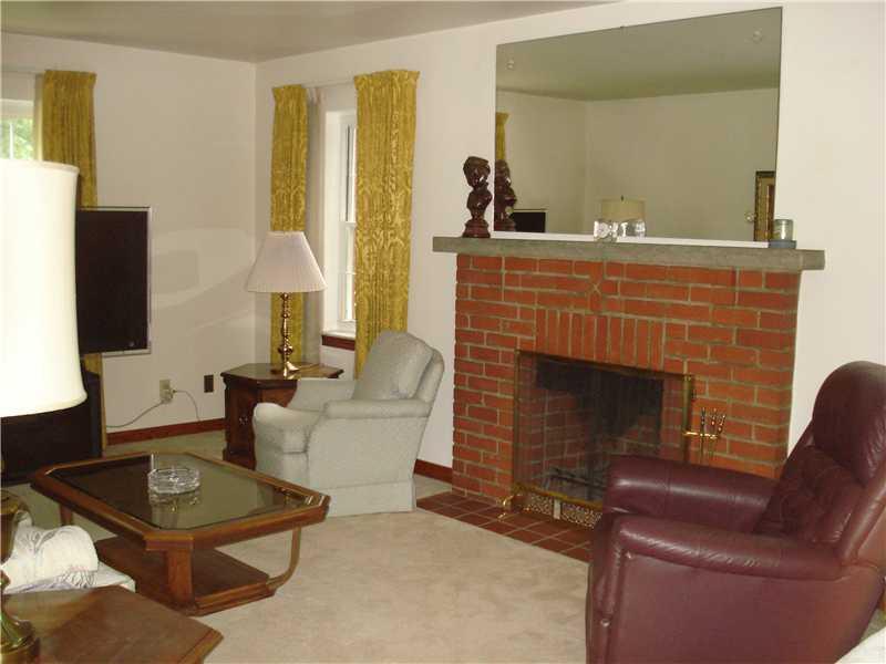 430 Highland Road Penn Hills, PA 15235 - Photo 3 of 12 Living Room.