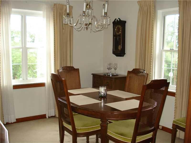 430 Highland Road Penn Hills, PA 15235 - Photo 4 of 12 Dining Room.