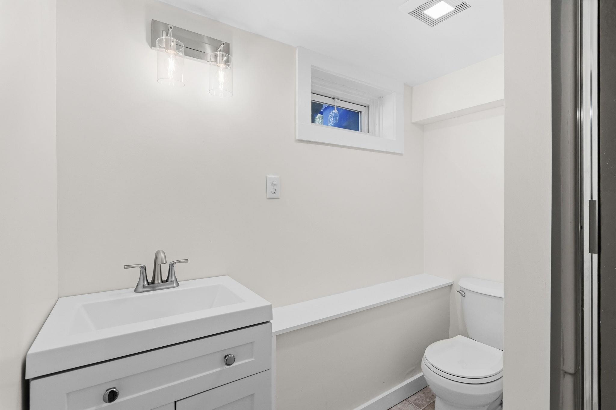 87 St Marie Street Manchester, NH 03102 - Photo 39 of 50