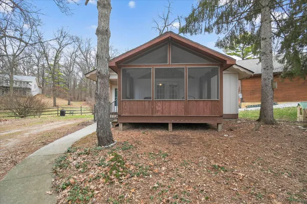 $235,000 | 123 Kochs Bay, Grass Lake, MI 49240