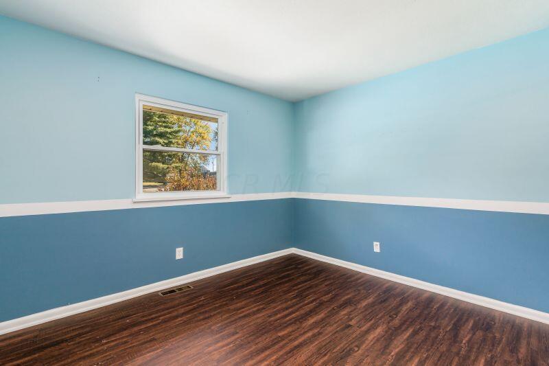 355 Flint Ridge Drive Columbus, OH 43230 - Photo 13 of 23 Bedroom 2