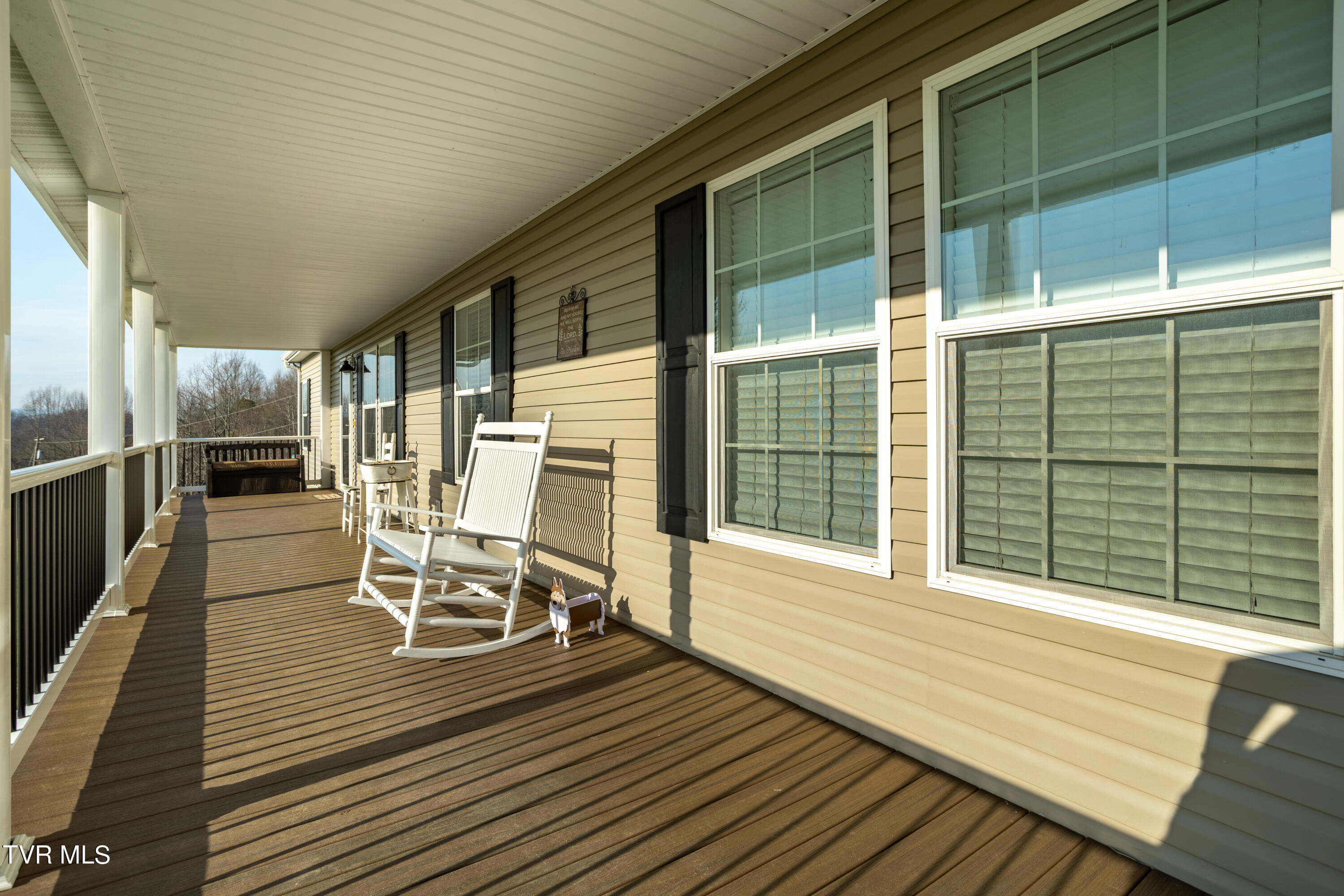 388 Drake Road Bristol, TN 37620 - Photo 16 of 42 177A2472-HDR_1