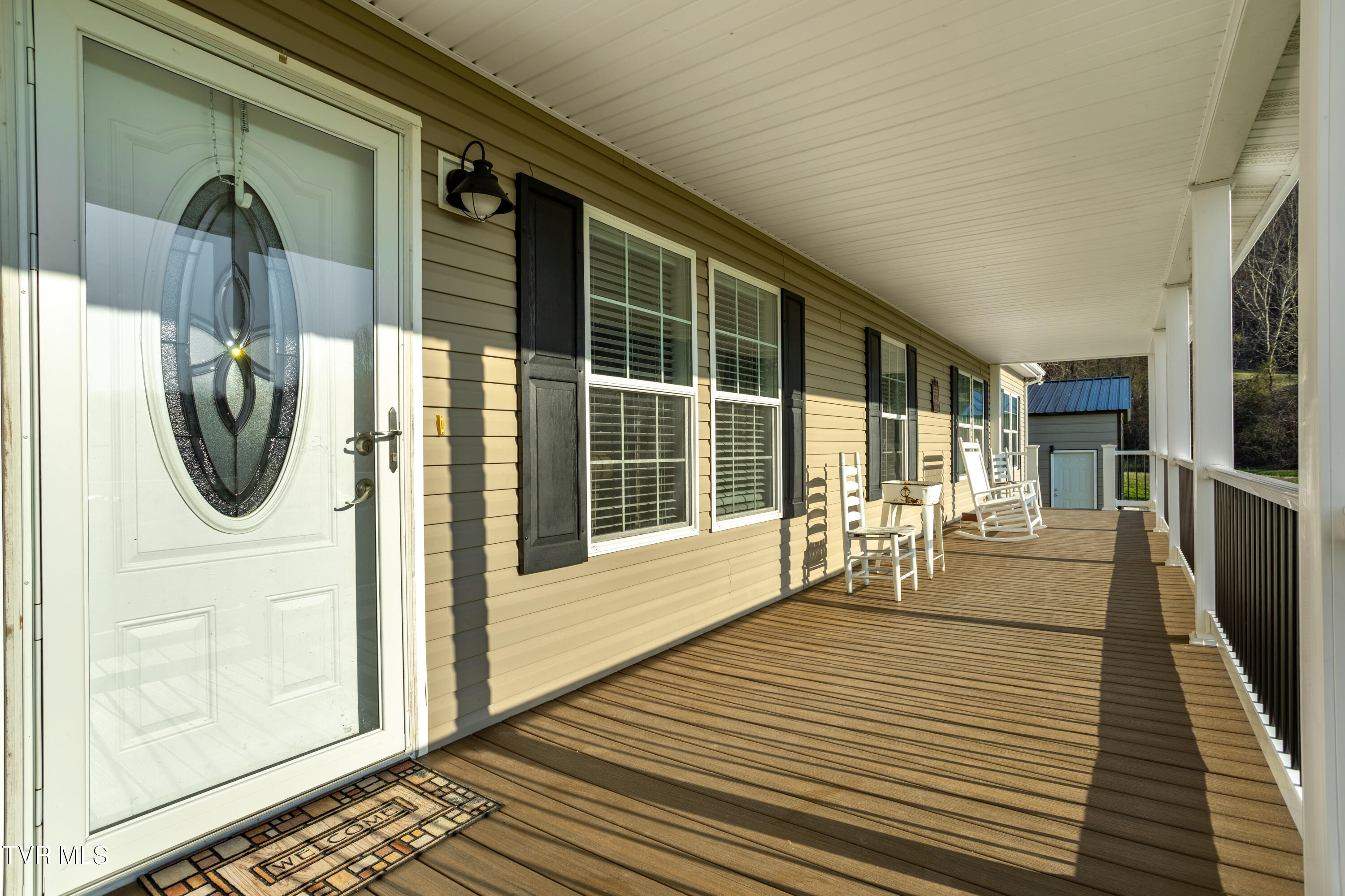 388 Drake Road Bristol, TN 37620 - Photo 17 of 42 177A2476-HDR_1