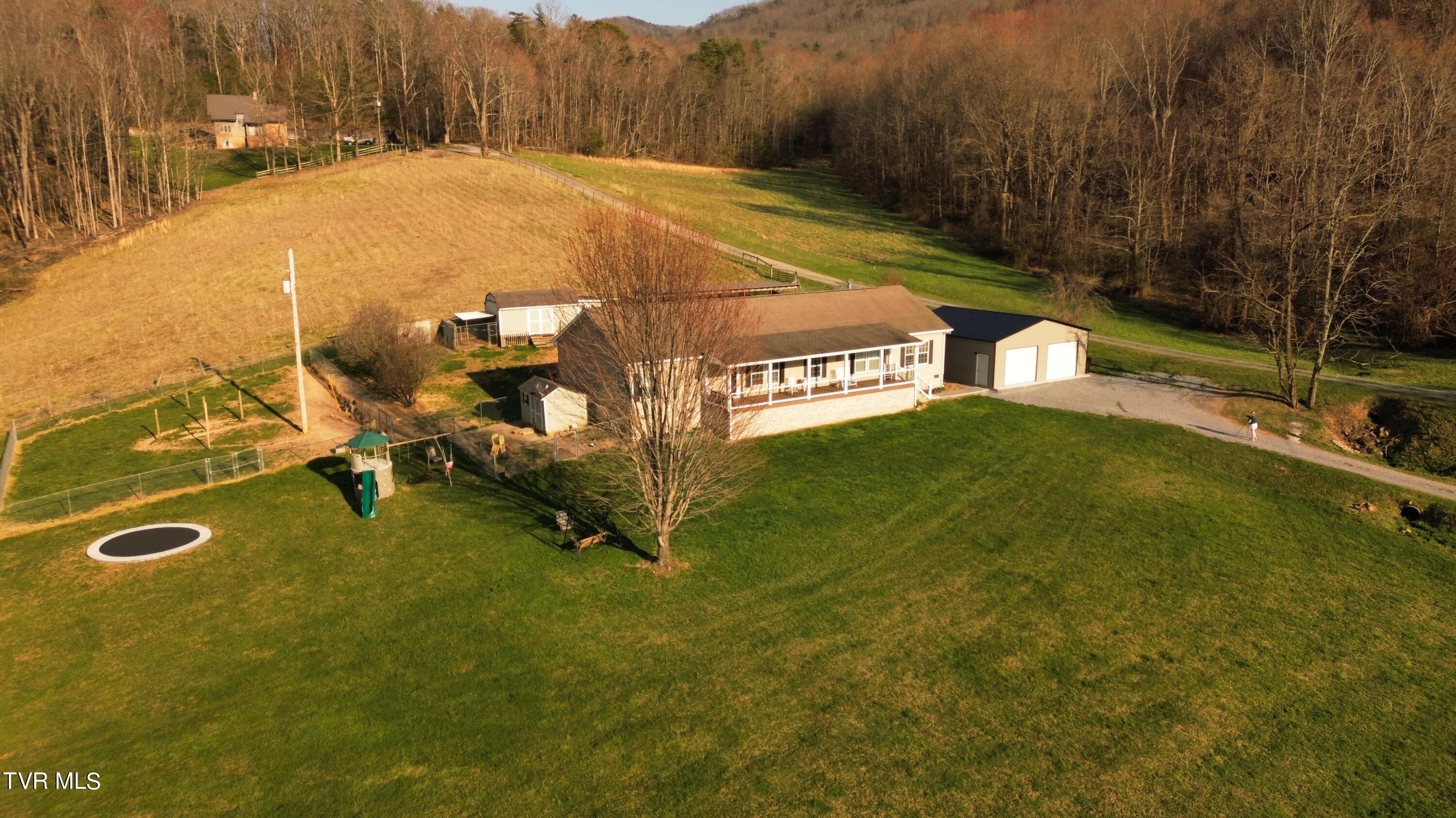 388 Drake Road Bristol, TN 37620 - Photo 2 of 42 dji_fly_20240314_183056_610_171045324291
