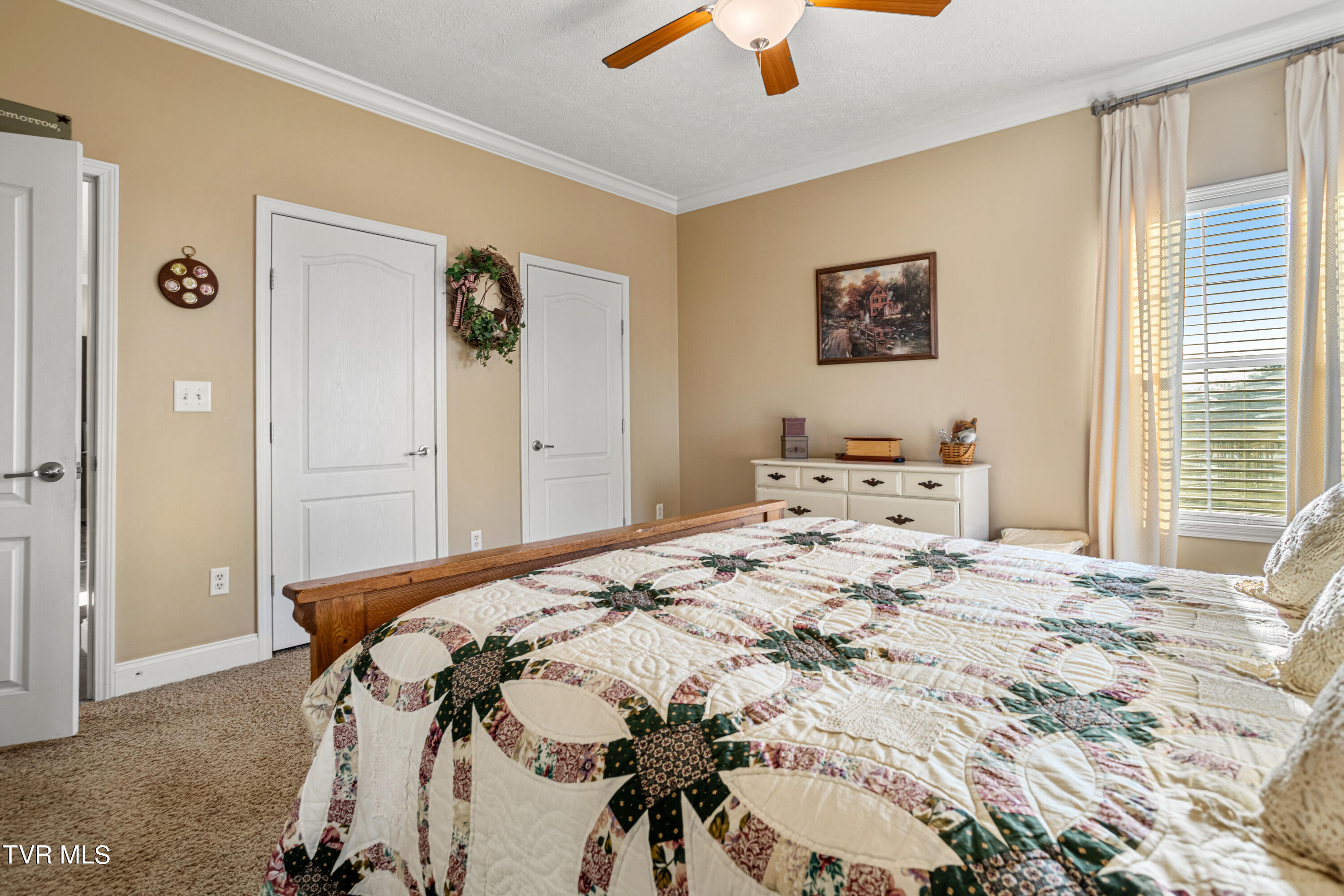 388 Drake Road Bristol, TN 37620 - Photo 25 of 42 177A2508-HDR_1