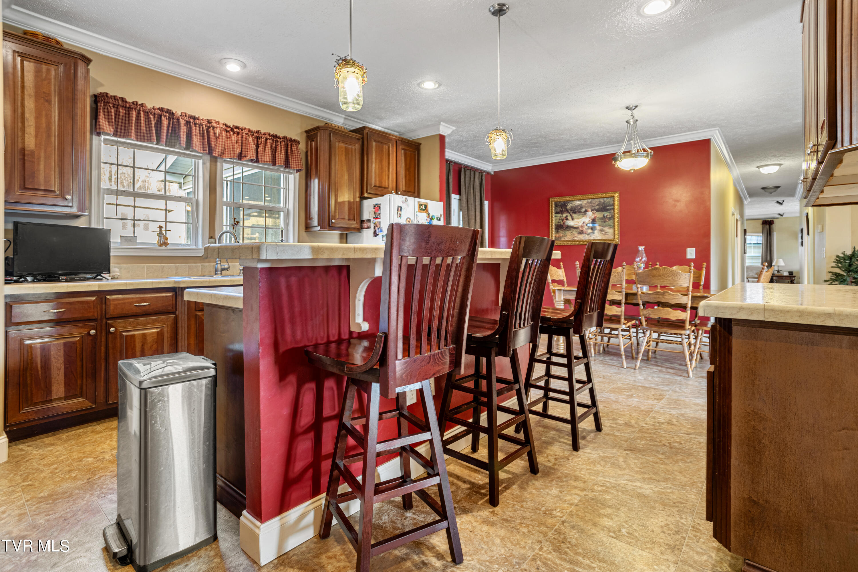 388 Drake Road Bristol, TN 37620 - Photo 41 of 42 177A2576-HDR_1