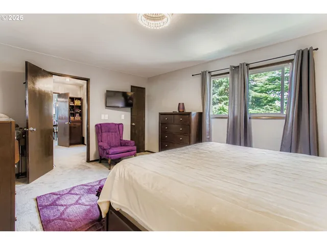 $325,000 | 14876 Northeast Rose Parkway, Unit 60B, Portland, OR 97230