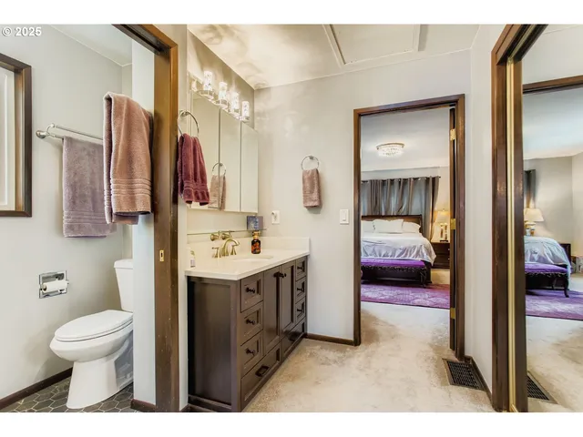 $325,000 | 14876 Northeast Rose Parkway, Unit 60B, Portland, OR 97230