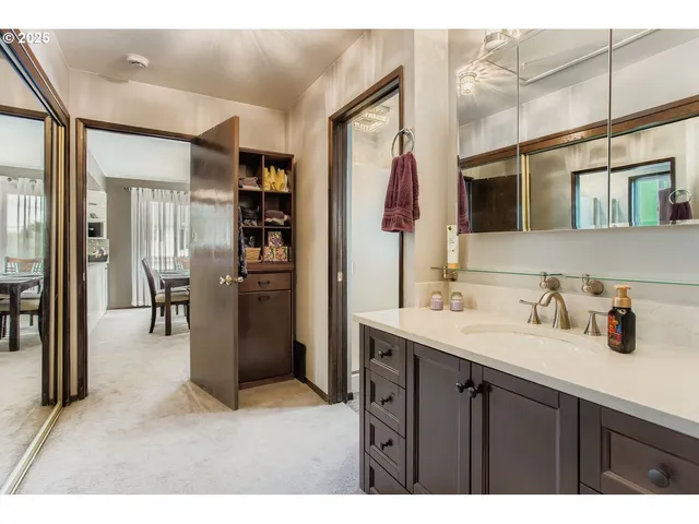 $325,000 | 14876 Northeast Rose Parkway, Unit 60B, Portland, OR 97230