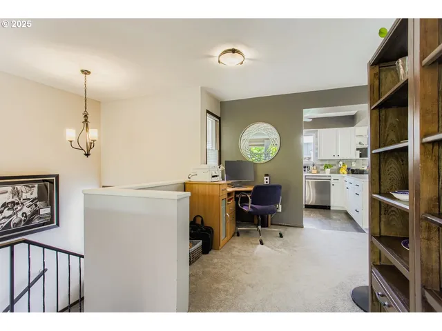 $325,000 | 14876 Northeast Rose Parkway, Unit 60B, Portland, OR 97230
