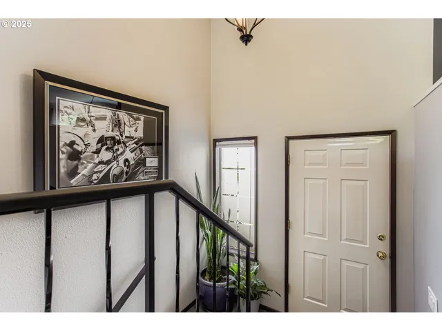 $325,000 | 14876 Northeast Rose Parkway, Unit 60B, Portland, OR 97230