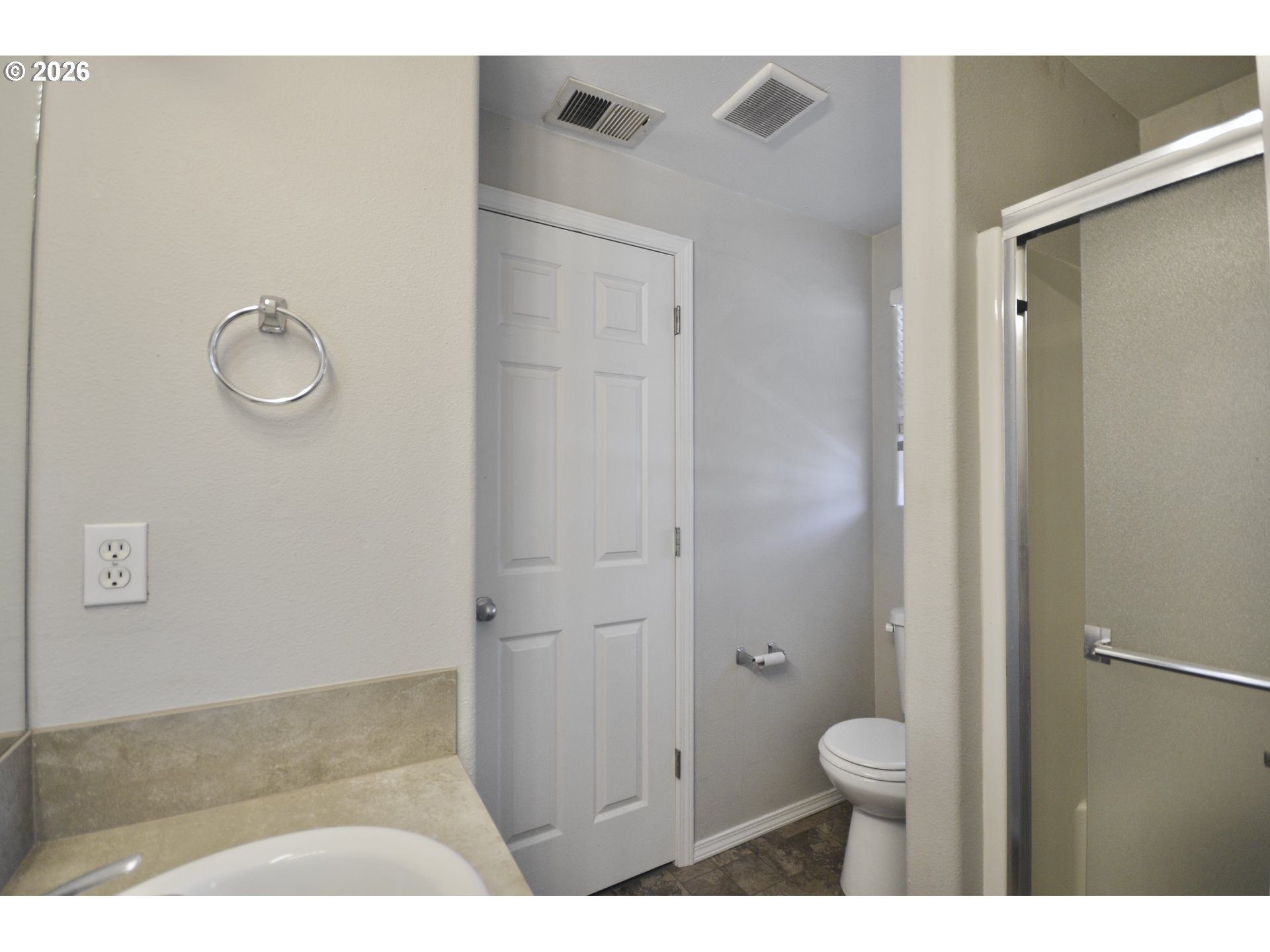 20583 Southwest Tesoro Court Beaverton, OR 97003 - Photo 13 of 28 a bathroom with a granite countertop sink