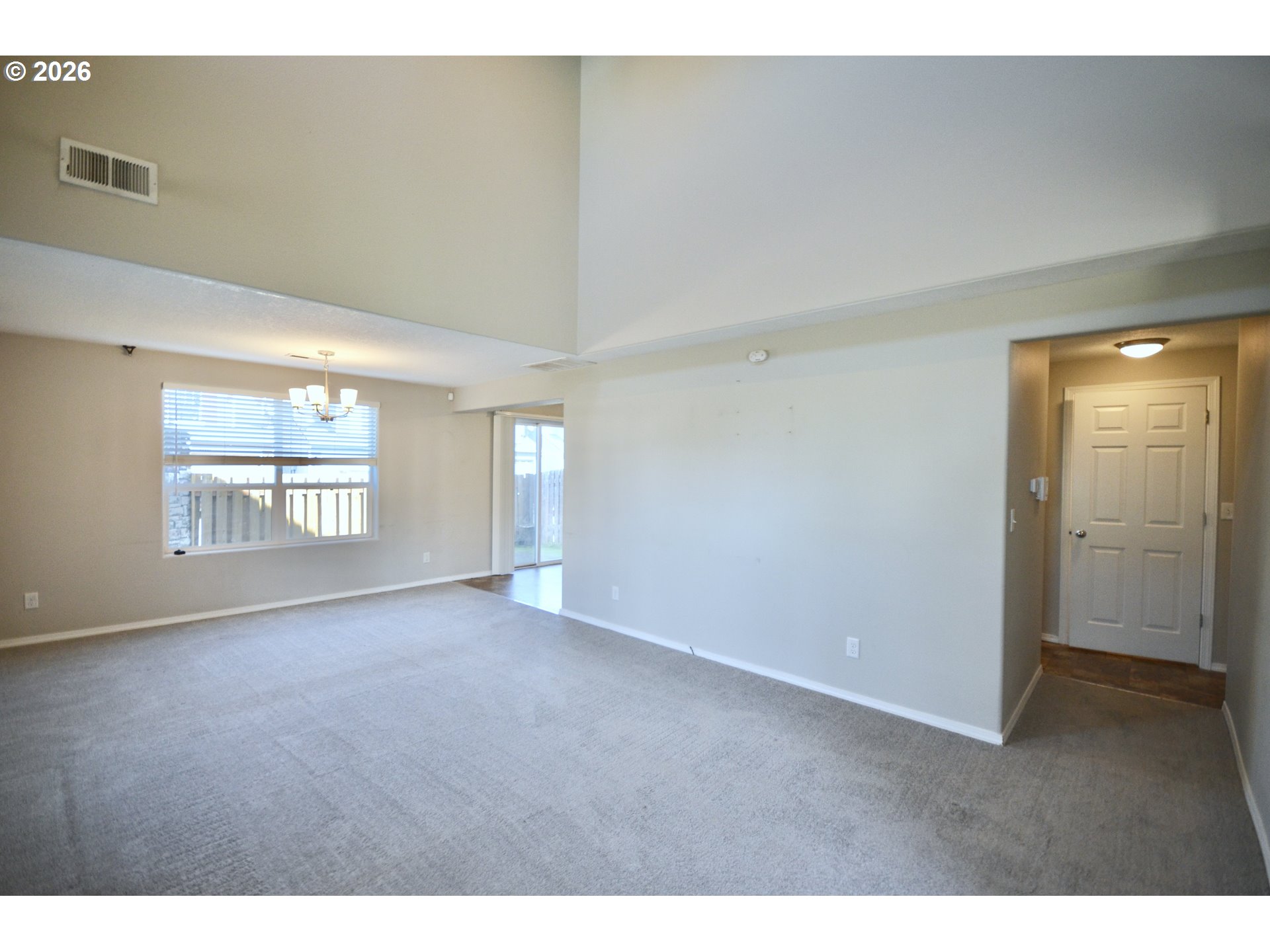 20583 Southwest Tesoro Court Beaverton, OR 97003 - Photo 21 of 28 a view of an empty room with a window