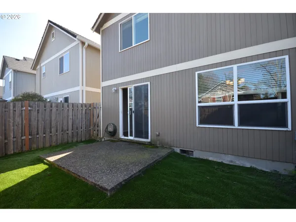 a view of a room with an empty space