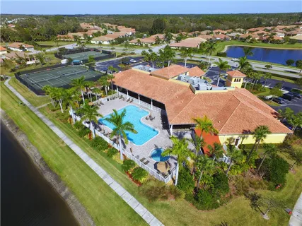 $295,000 | 6425 Oxford Circle, Unit 104D, Vero Beach, FL 32966