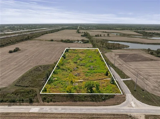 $595,000 | 14707 Prospect Avenue, Kansas City, MO 64147