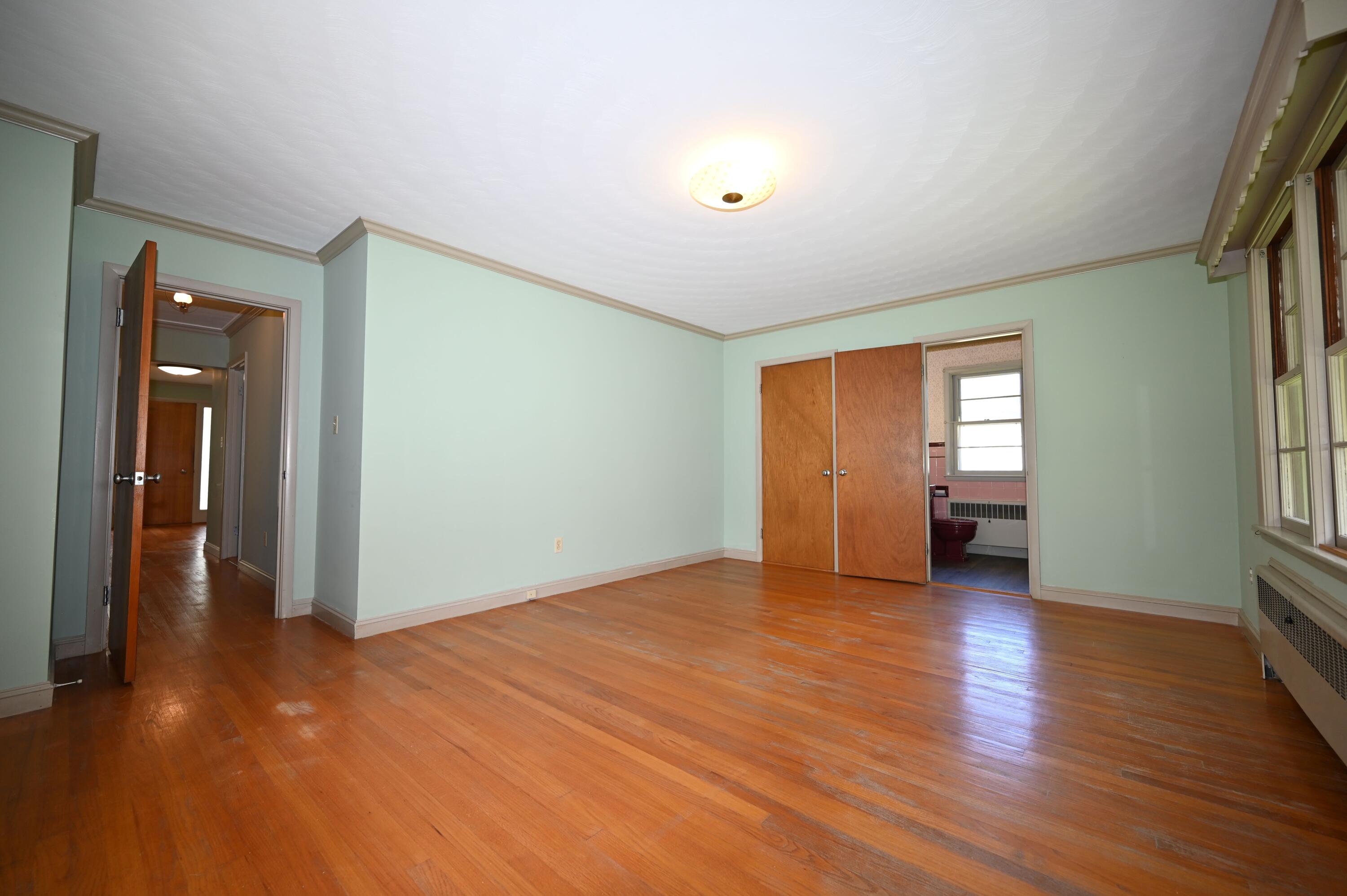 17 Hillview Road Gorham, ME 04038 - Photo 34 of 42 Primary Bedroom