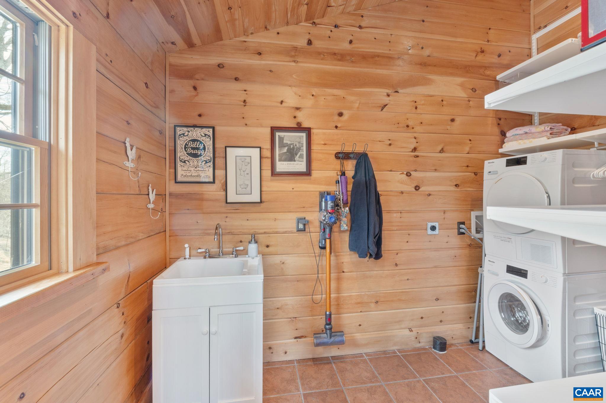 643 Lost Valley Road Madison, VA 22727 - Photo 32 of 71